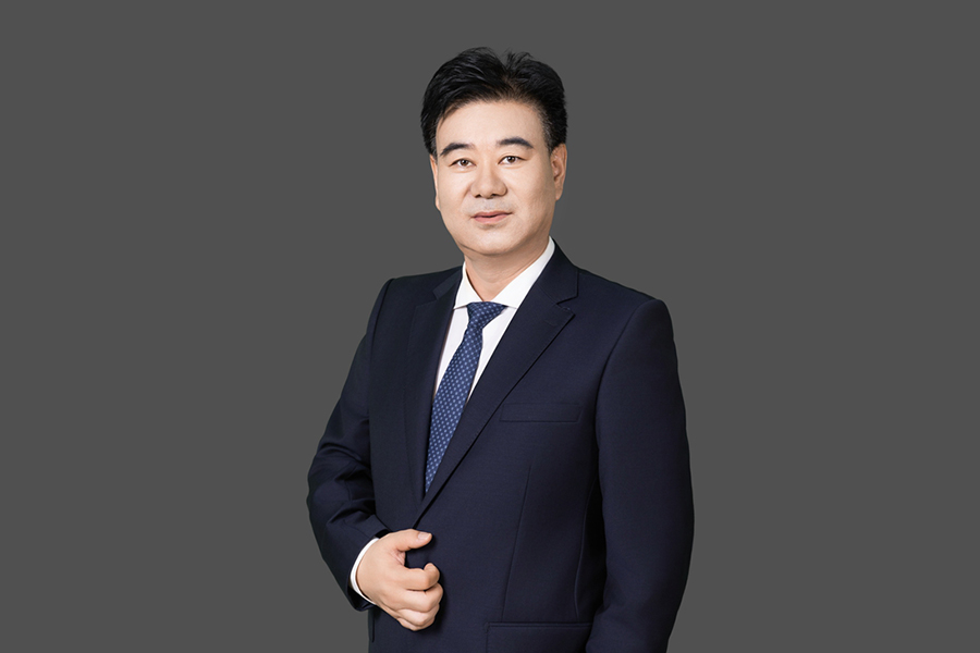 龙华律师张银德 主任律师